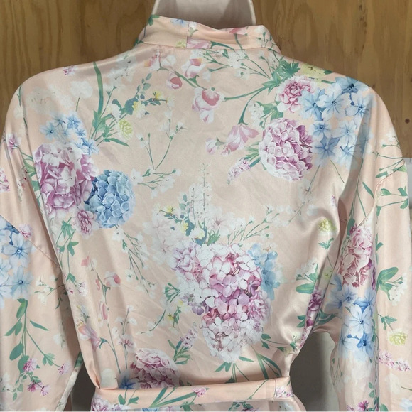 Flora Nikrooz pastel floral kimono satin robe women’s M/L bridal hydrangea print - Picture 5 of 10